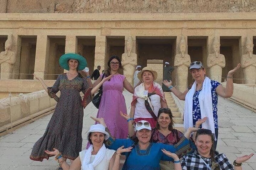 4-Days Nile Cruise From Aswan To Luxor including Abu Simbel and Hot Air Balloon