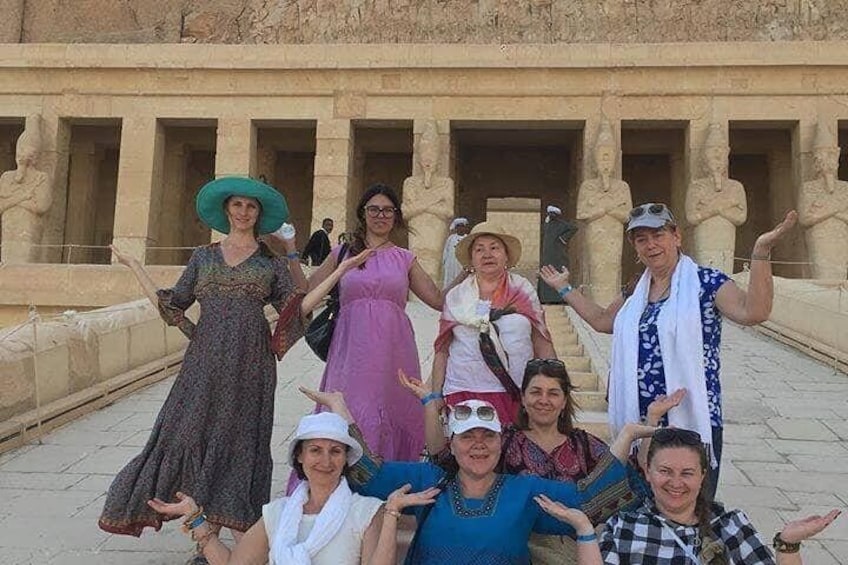 4-Days Nile Cruise From Aswan To Luxor including Abu Simbel and Hot Air Balloon