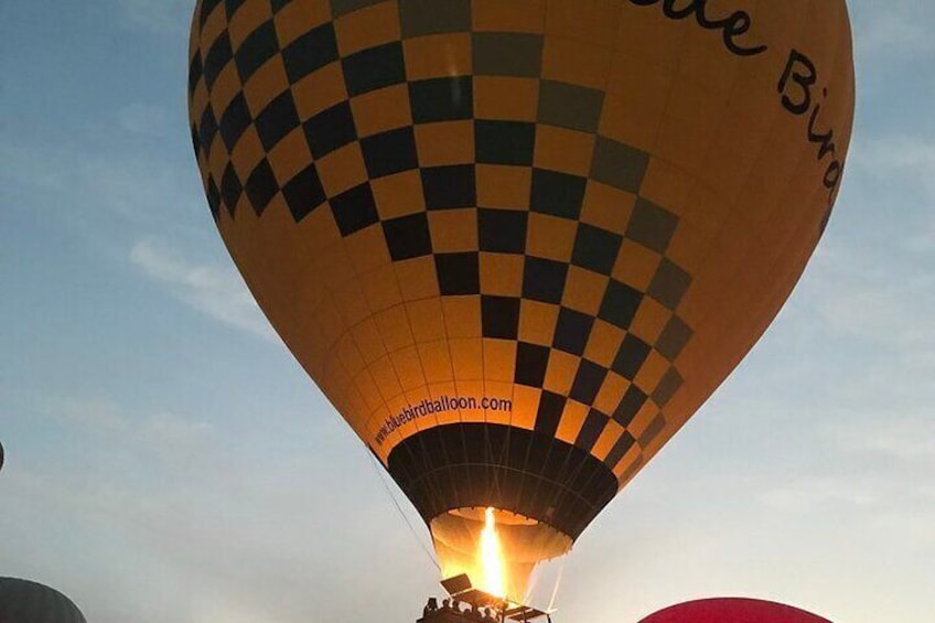 4-Days Nile Cruise From Aswan To Luxor including Abu Simbel and Hot Air Balloon