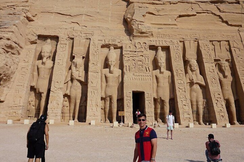 4-Days Nile Cruise From Aswan To Luxor including Abu Simbel and Hot Air Balloon