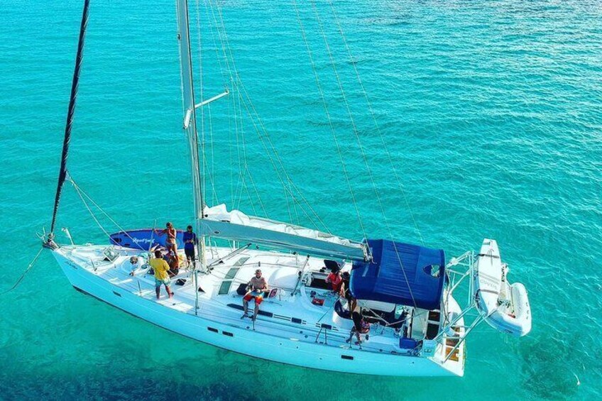 Private Puerto Rico Sailing and Island Hopping Tour with Appetizers and Open Bar