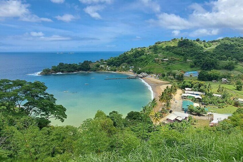 Island Tour (Food and Drinks include)