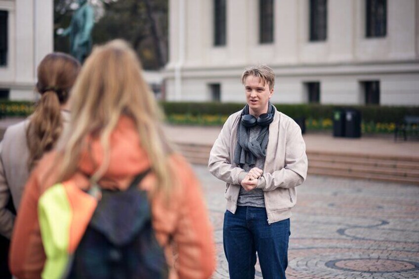 Nordiva Tours Guide near University