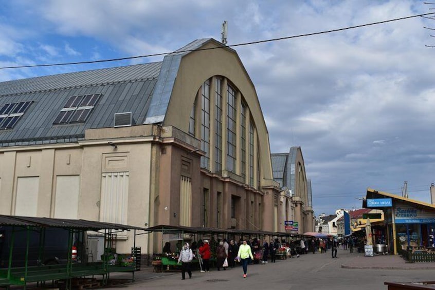 Latvian food tasting tour at Riga Central market