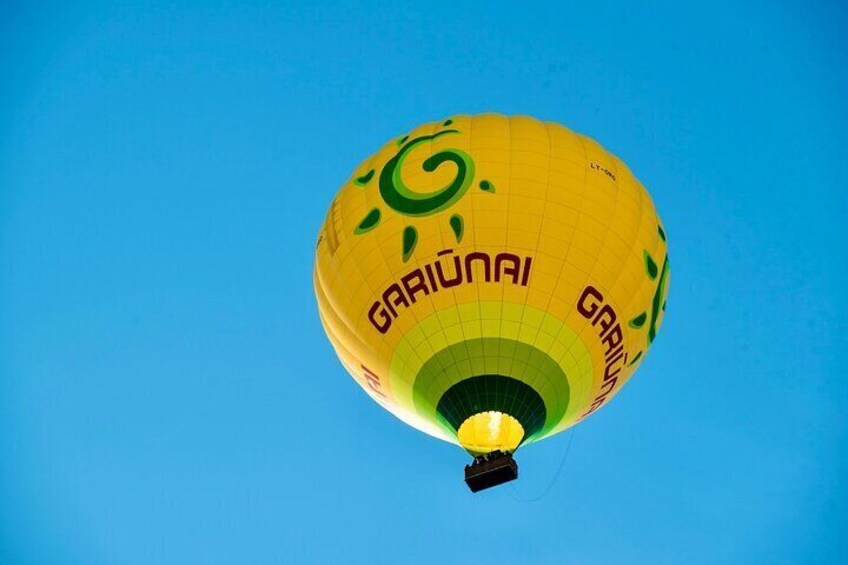 The yellow balloon we operate