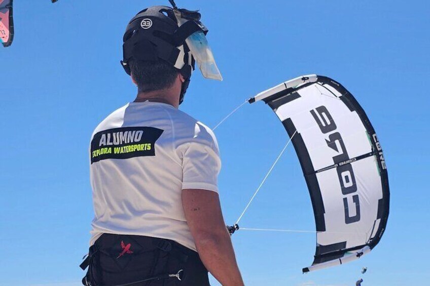 Get high-class Kitesurf lessons from experienced instructors in Tarifa.