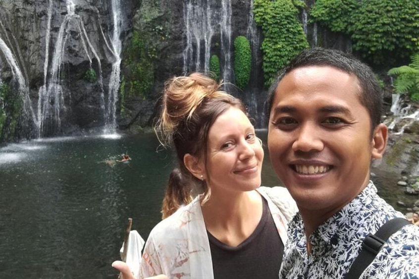 Banyumala twin waterfall tour