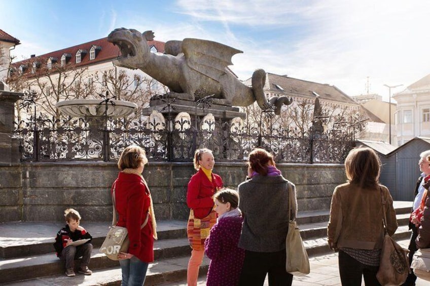 Show item 2 of 7. Lindworm on the Neuer Platz Square