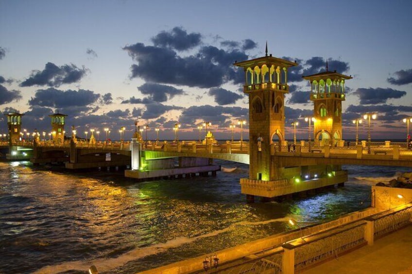 Alexandria by Night "Stanely Bridge"
