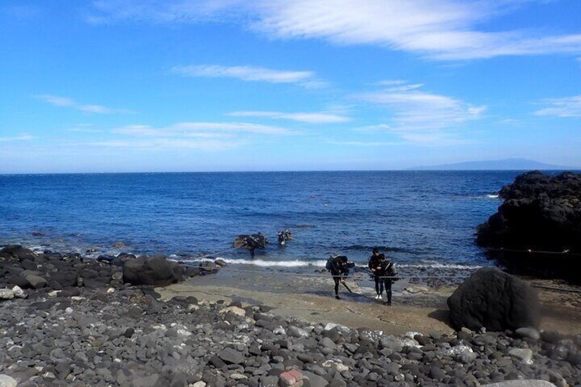Let's enjoy Scuba diving in Izu Oceanic park Izu Peninsula for certificate Diver