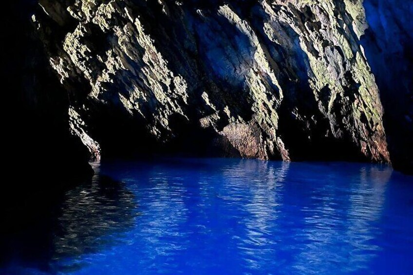 Unique Blue cave and 6 Island tour from Split 