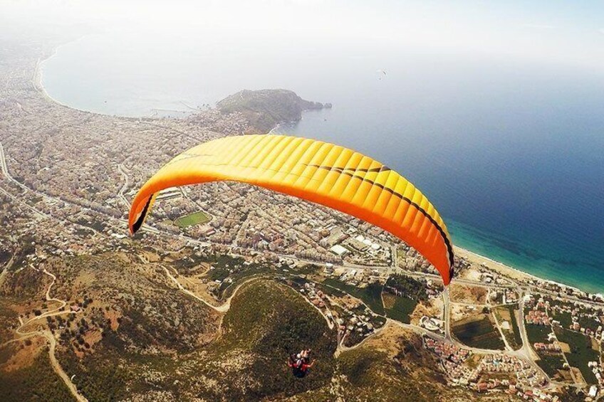 Alanya Paragliding Experience with Pilot