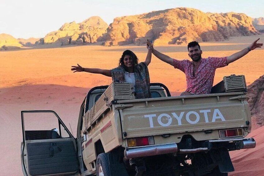 1 Day & 1 Night Jeep Tour in Wadi Rum Desert | Magic Bedouin Star