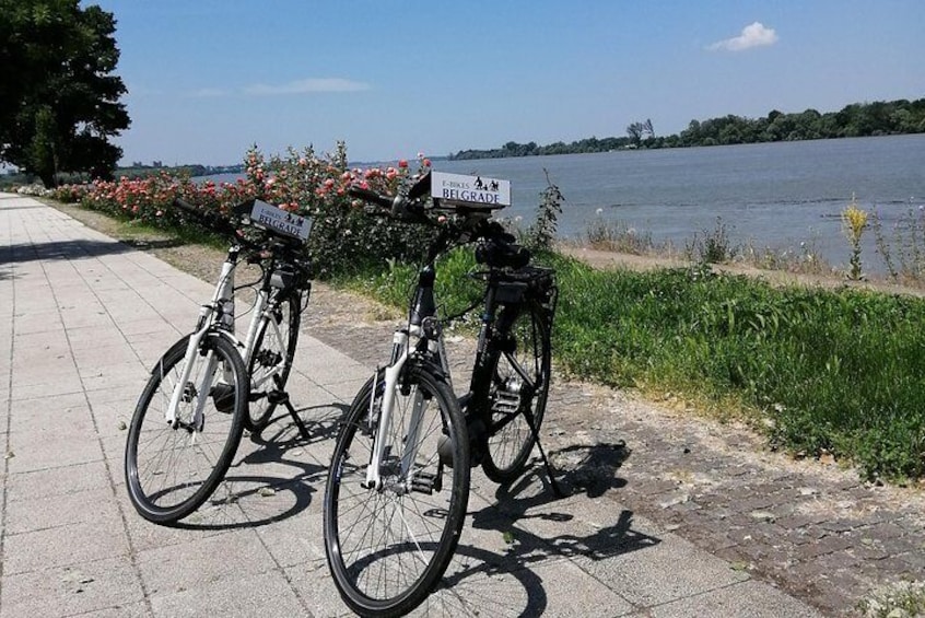 Enjoy the First E-Guided E-Bike Tour in Belgrade