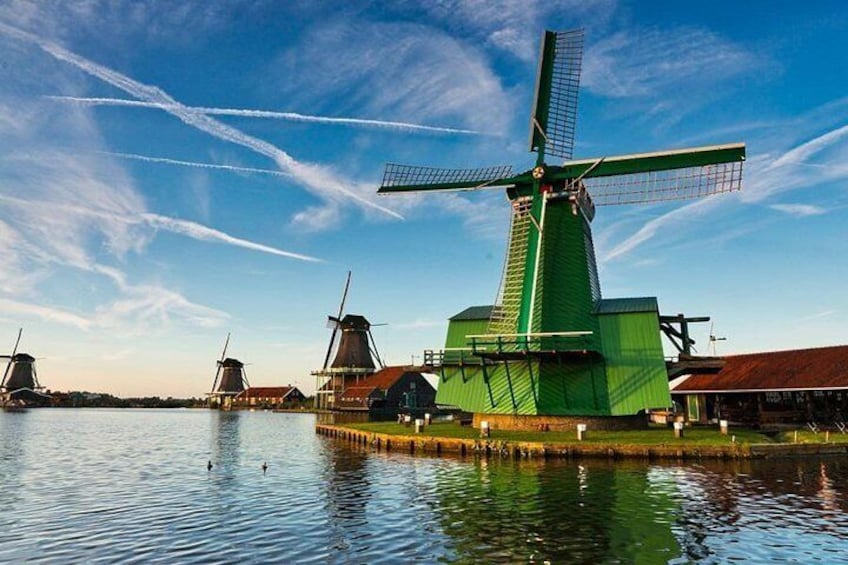 Countryside & Zaanse Schans Windmills Tour