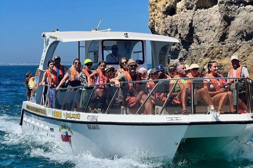 2 Hours Cruise Portimão to Benagil Cave & Marinha Beach