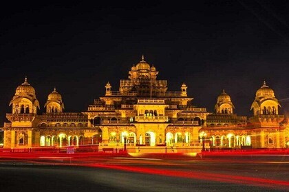 Experience Jaipur By Night