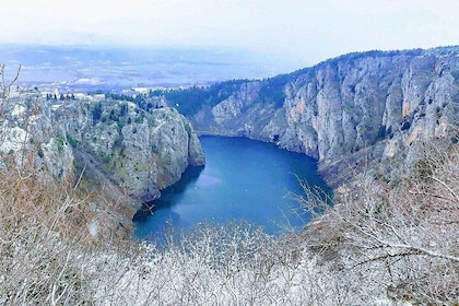 Blue & Red Lake Small Group Tour to Imotski with Wine tasting