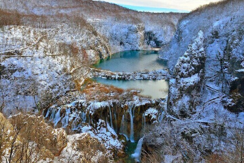 Plitvice Lakes Small Group Tour Ecco from Split or Trogir