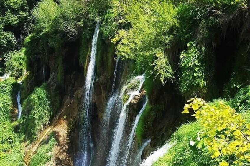 Plitvice Lakes Small Group Tour from Split or Trogir