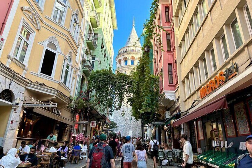Istanbul Modern City Walking: Taksim to Galata With Secret Passages