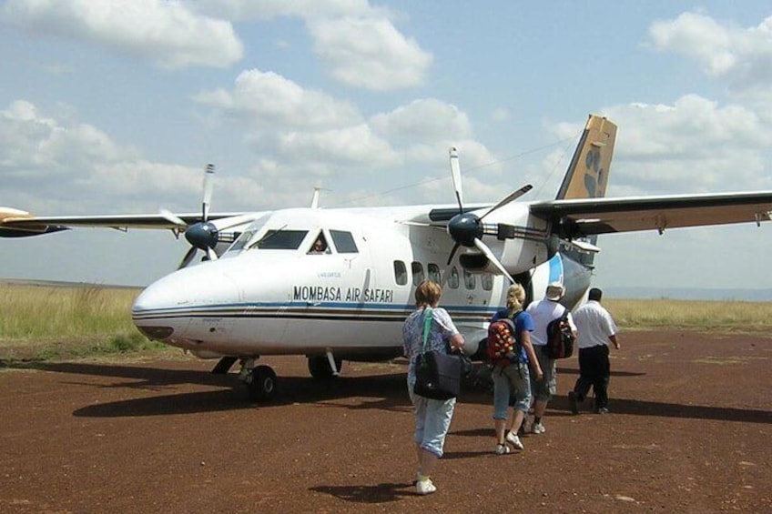 2 Nights Masai Mara Flight package from Mombasa /Diani( Ashnil Mara Camp)
