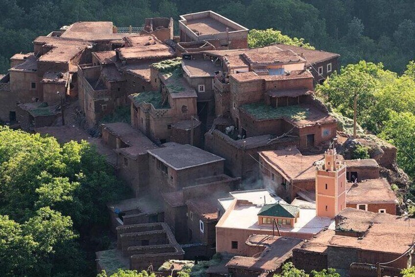 Berber Villages and Two Valleys Private 2 Days trek from Marrakech