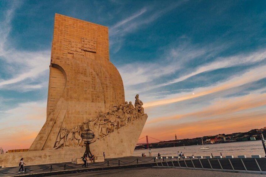 True 4Hour/Half day TukTuk Tour of Lisbon. A Remarkable Overview. Leave town as a Local