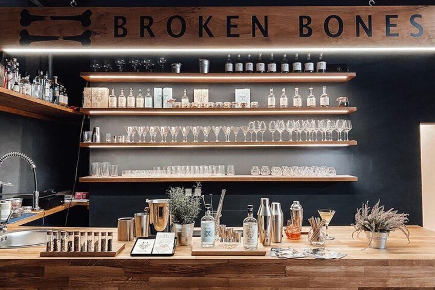 Broken Bones Gin Experience