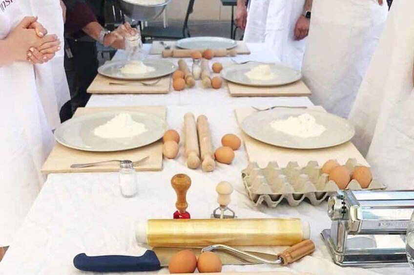 Become a Roman Masterchef: Pasta, Ravioli and Tiramisù class 