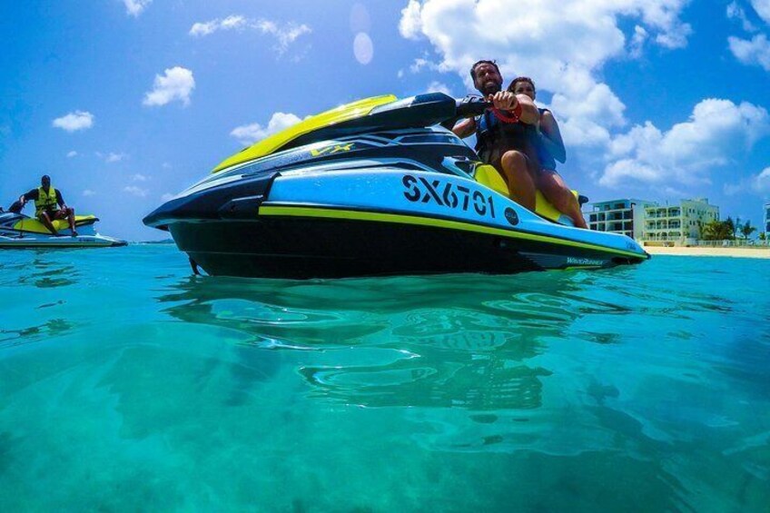 1-Hour Jet Ski Tour: Single or Double Option