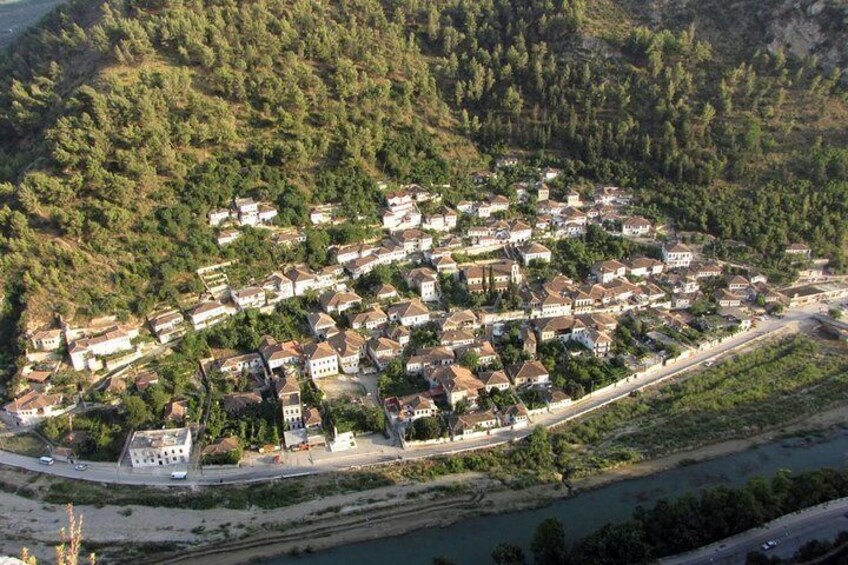 Tour and traditional food in Berat