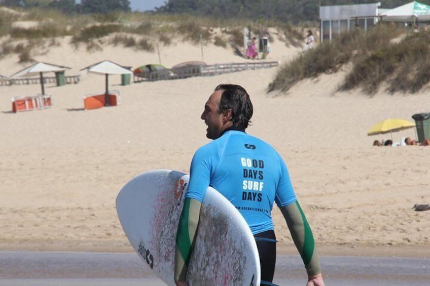 The Surf Instructor in Costa da Caparica