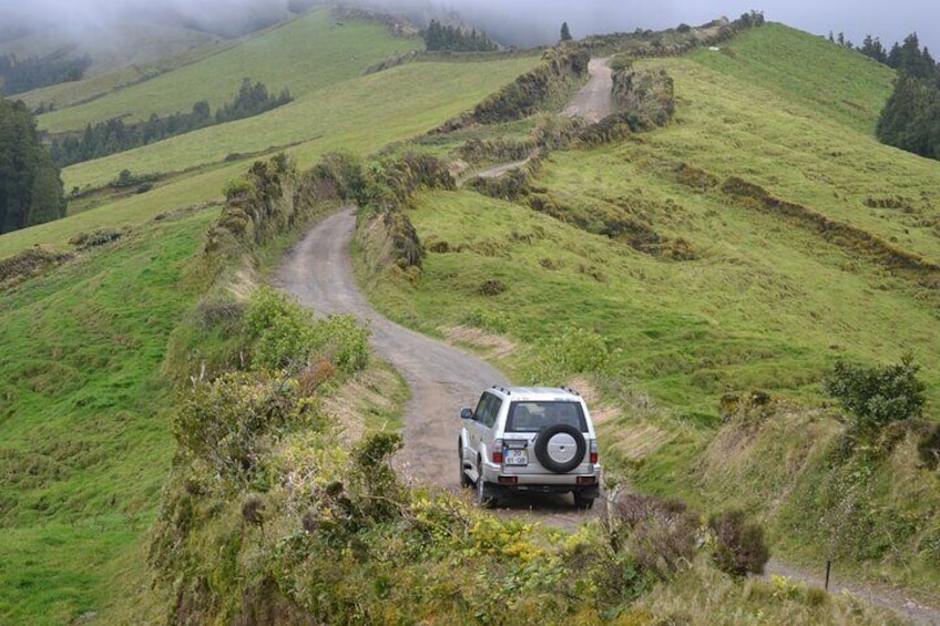 Half-Day Jeep Tour from Ponta Delgada to Sete Cidades