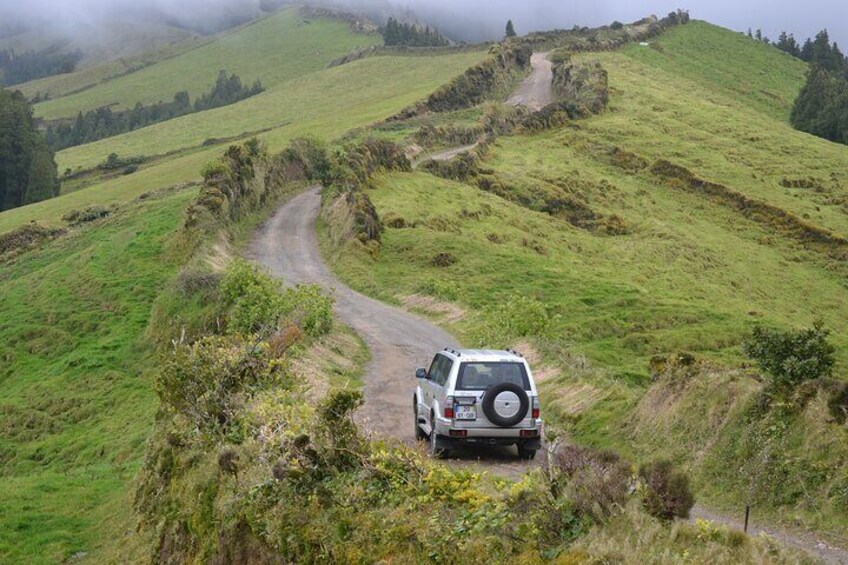 Half-Day Jeep Tour from Ponta Delgada to Sete Cidades