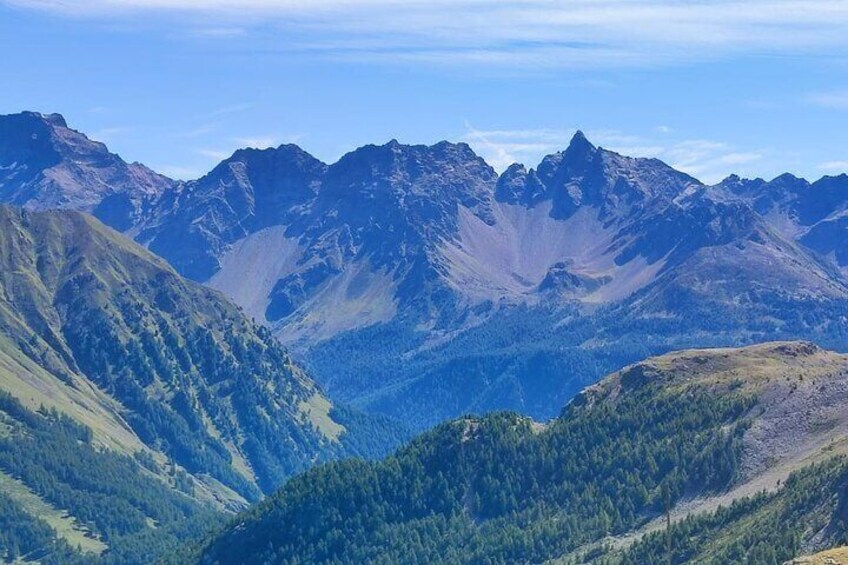 From Lake Como: Tour in St. Moritz and Pontresina