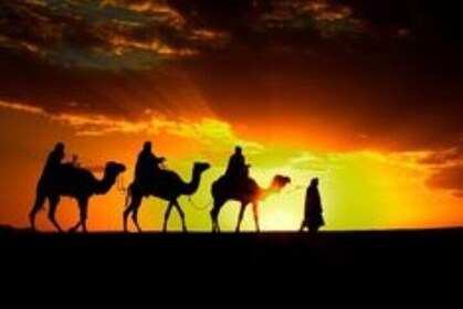 Marrakech: Quad & Camel Ride with Sunset, Dinner & Show