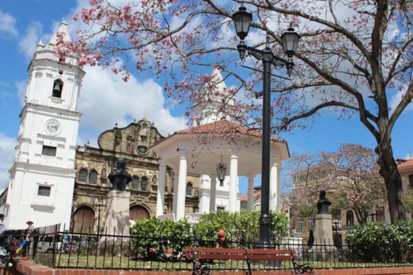 Beautiful Panama World Heritage City Tour
