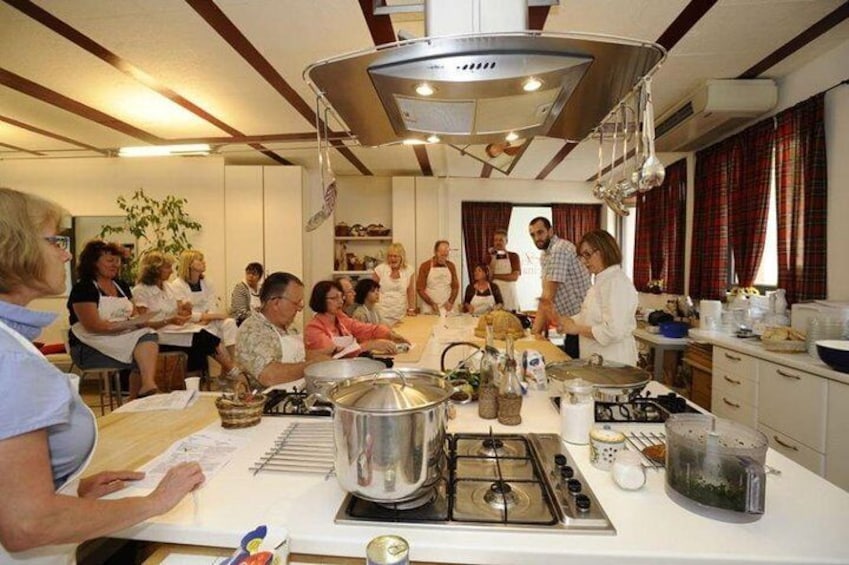 Lesson at Scuola di Cucina di Lella