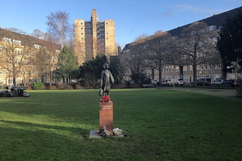 Anne frank Monument