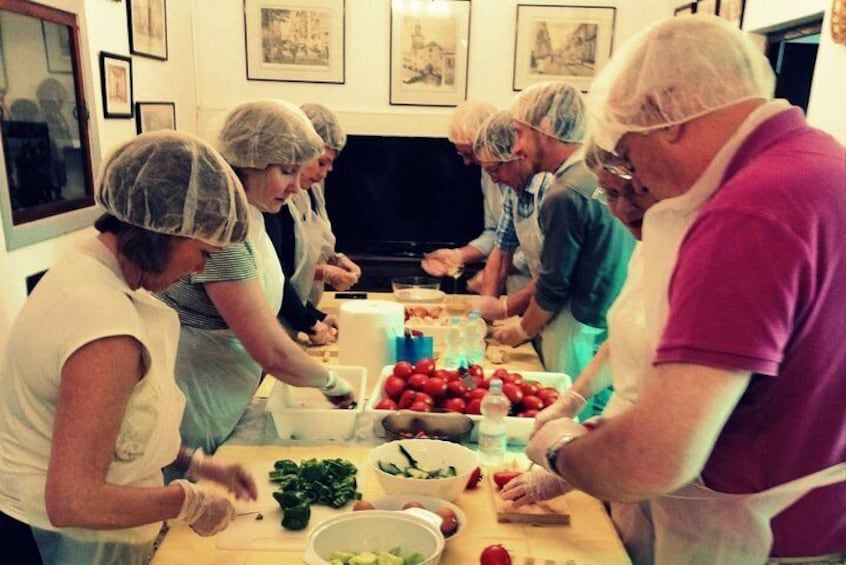 Cooking Class in Traditional Andalusian Housing