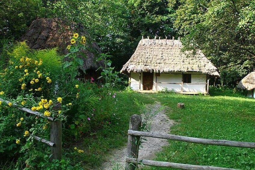 Enjoy a tour of the Shevchenkivskiy Hai