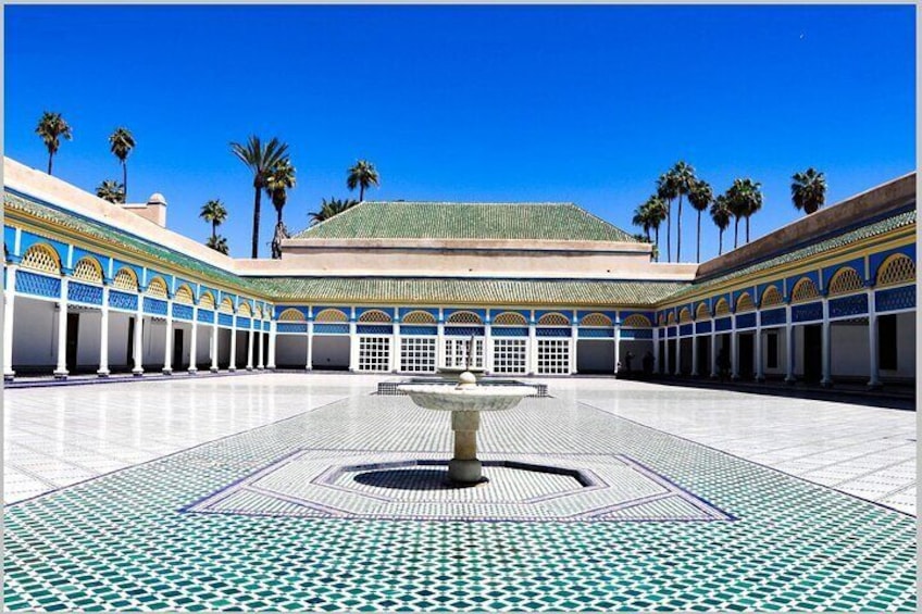 Full-Day Marrakech & Medina Guided Visit with Private Transport