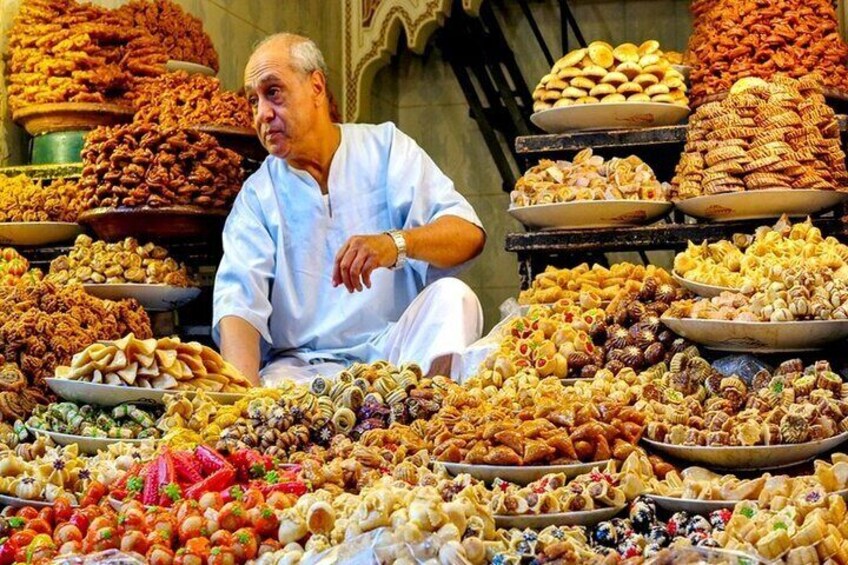 Marrakech City Tour: Private Full-Day Guided City Tour with Luxury Transport