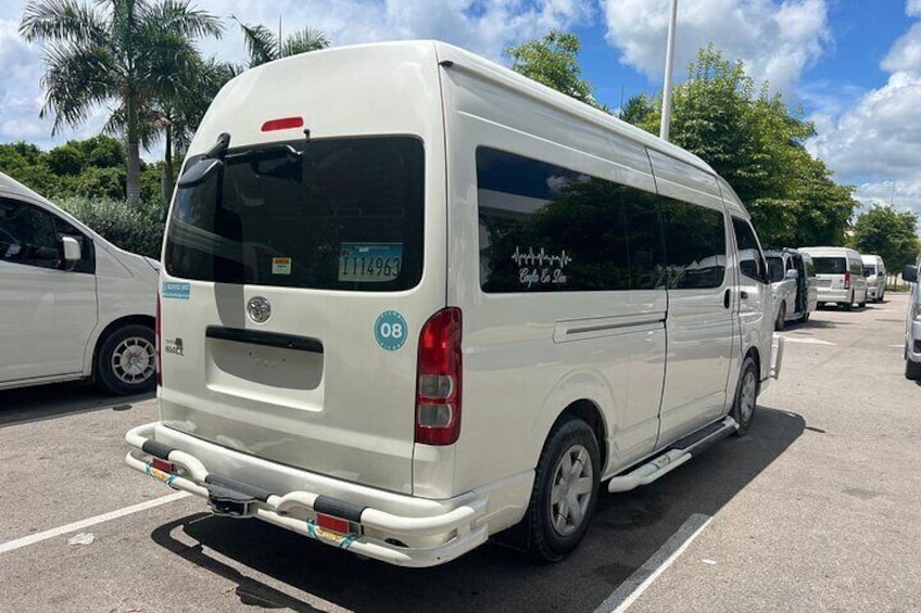 Round-trip Punta Cana Airport Transfers to Uvero Alto Hotels Area