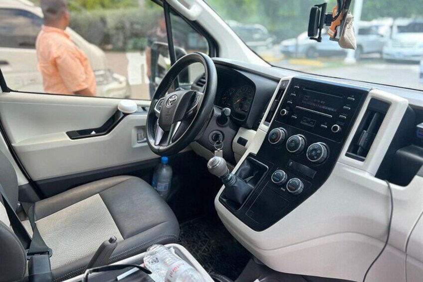 Round-trip Punta Cana Airport Transfers to Uvero Alto Hotels Area
