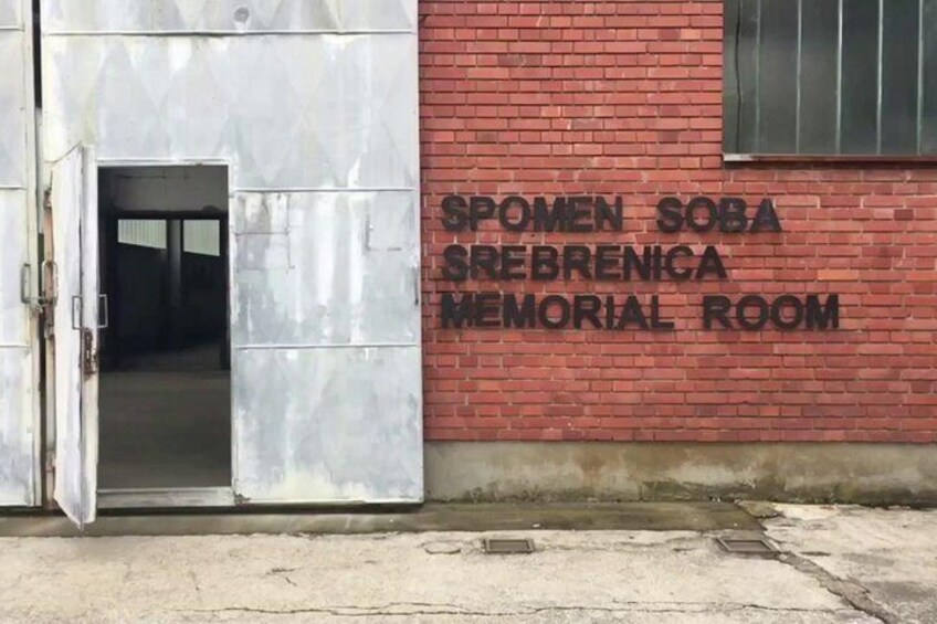 Understanding Srebrenica Genocide - Day tour from Sarajevo