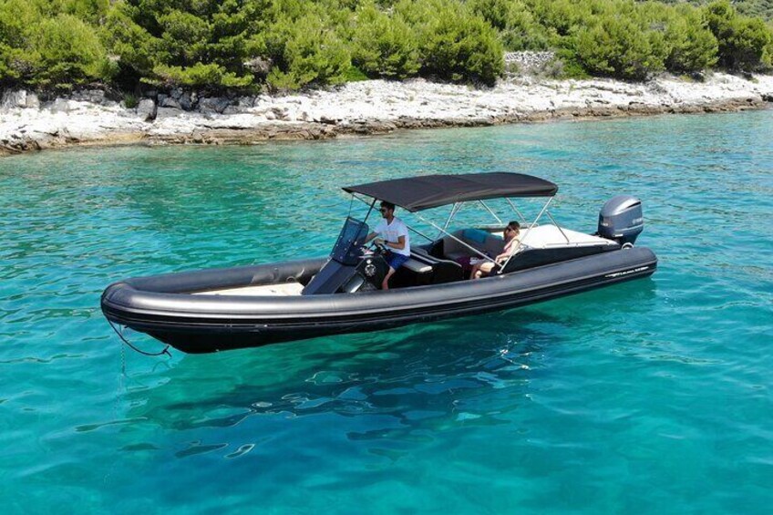 Lolivul 9 - or simmilar boat