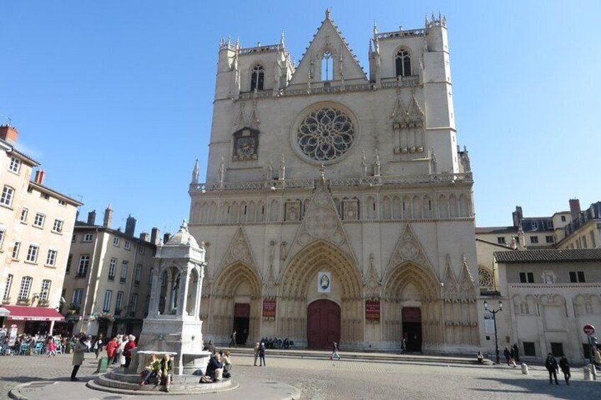 Vieux Lyon Cultural & Historical Walking Guided Tour (English)
