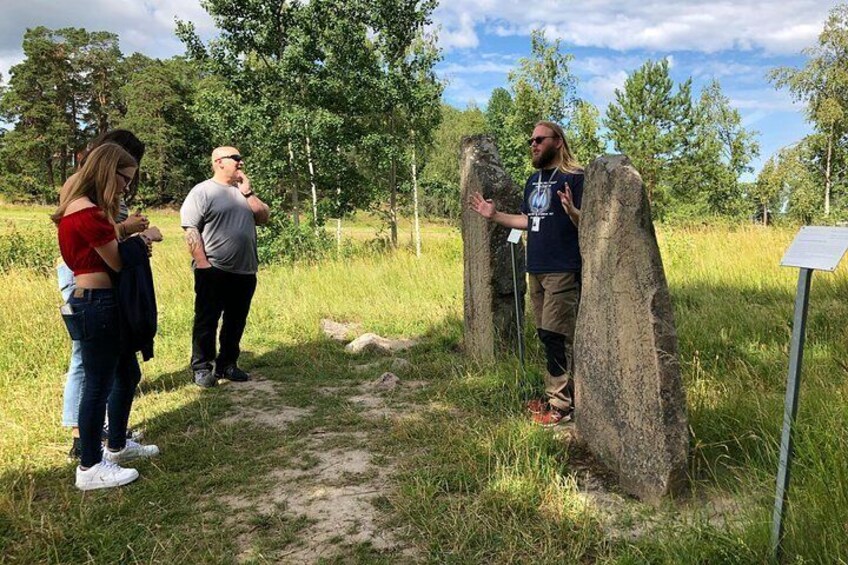 Broby Bro's runestones